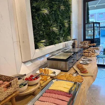 Esperia Hotel